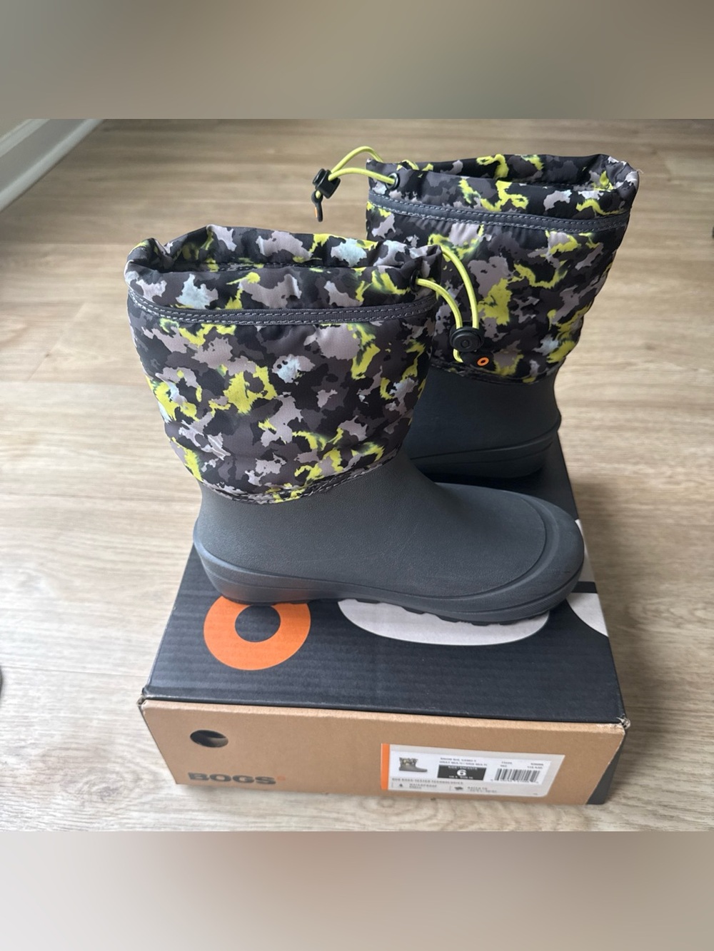 Bogs Snow Shell Boot Camo Kid's Winter Camo-T Grey Green Size Big Kid 6